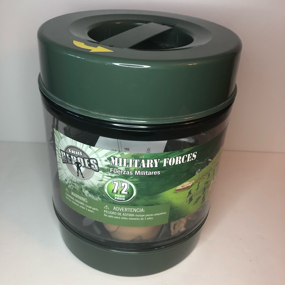 TRUE HEROES ARMY MEN  MILITARY FORCES 82 PIECES